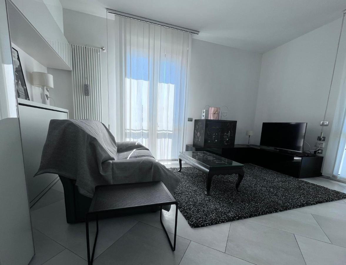 Villa Fenix Milano Exterior photo